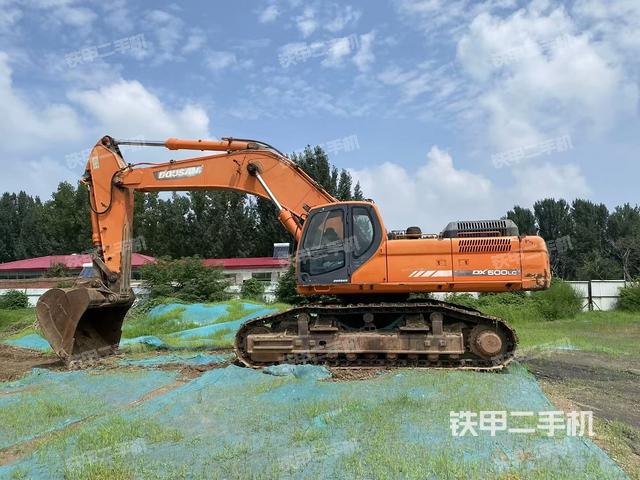 斗山DX500LC-G挖掘机