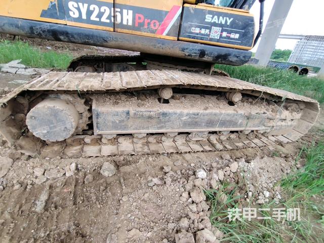 左侧履带整体 （行走机构）