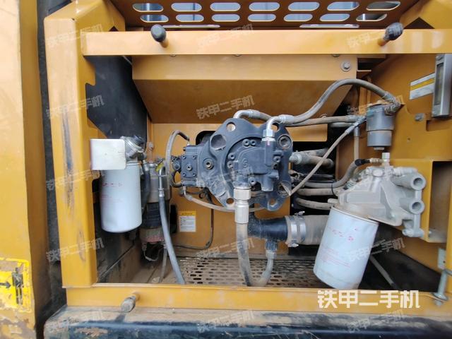 液压泵室（大件舱室）