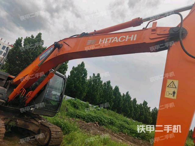 大臂整體?右側(cè)(工作和回轉(zhuǎn)裝置) 大臂整體?右側(cè)(工作和回轉(zhuǎn)裝置)
