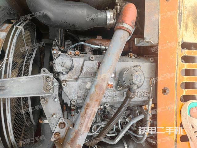 發(fā)動(dòng)機(jī)室(上車(chē)部件) 發(fā)動(dòng)機(jī)室(上車(chē)部件)