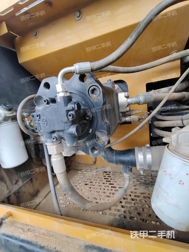 液压泵斜45 右（大件舱室）