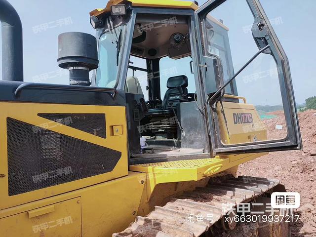 山推DH17C XL 加长履带型推土机