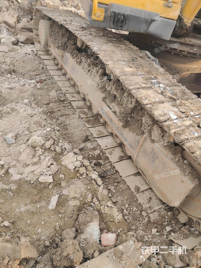 左側(cè)履帶整體?（行走機構(gòu)）