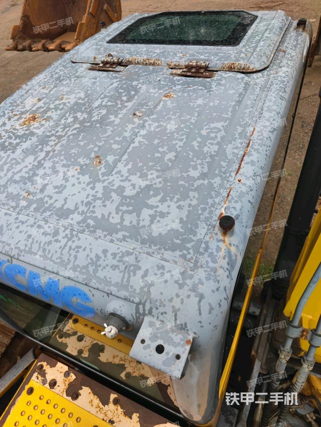 駕駛室頂部俯視（上車部件）