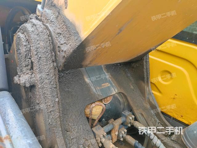 大臂根部?斜視（工作和回轉(zhuǎn)裝置）