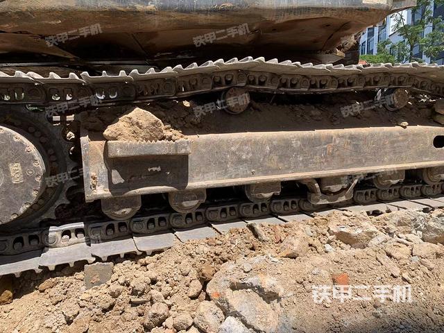 單側(cè)履帶整體（整機(jī)外觀）