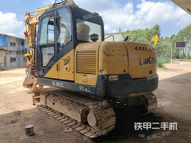 柳工CLG908D挖掘机