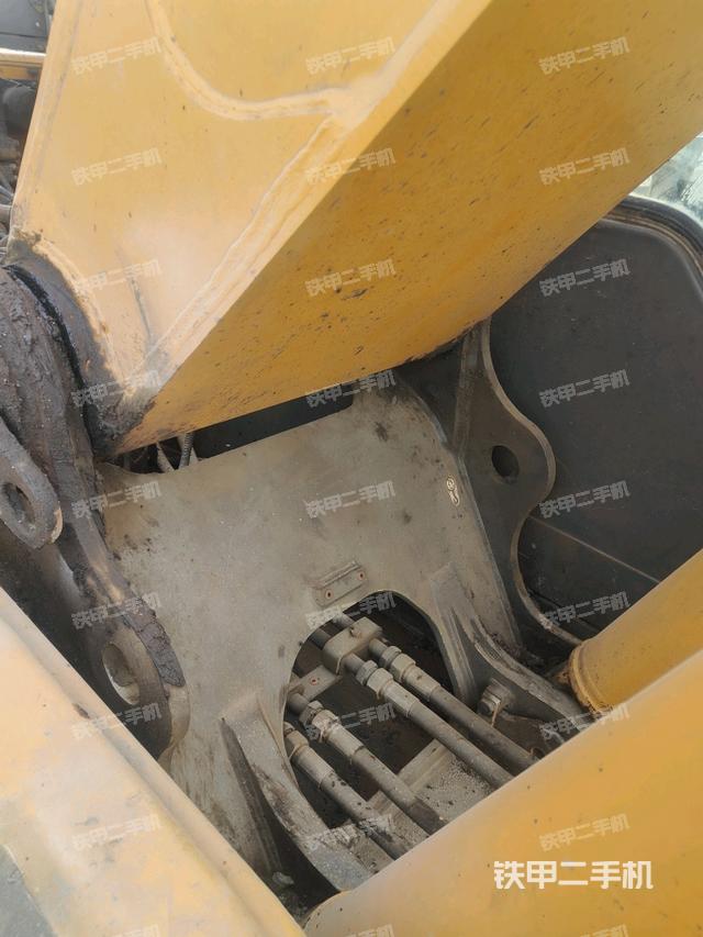 大臂根部?斜視（工作和回轉(zhuǎn)裝置）