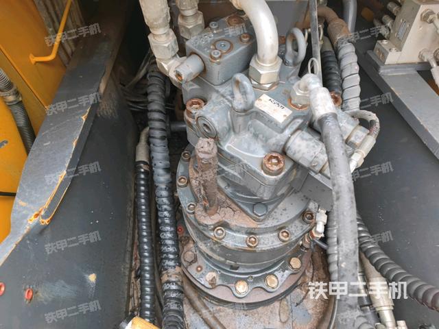 回轉(zhuǎn)馬達(dá)（上車部件）