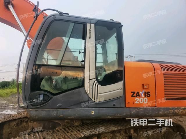 后窗玻璃角標(biāo)（駕駛室部分）