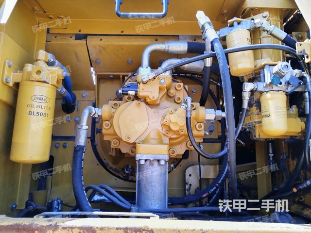 液壓泵室（大件艙室）