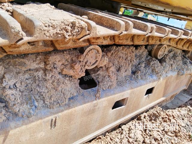 右側(cè)行走馬達(dá)蓋板（行走機(jī)構(gòu)）