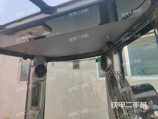 后窗玻璃角標(biāo)(駕駛室部分) 后窗玻璃角標(biāo)(駕駛室部分)