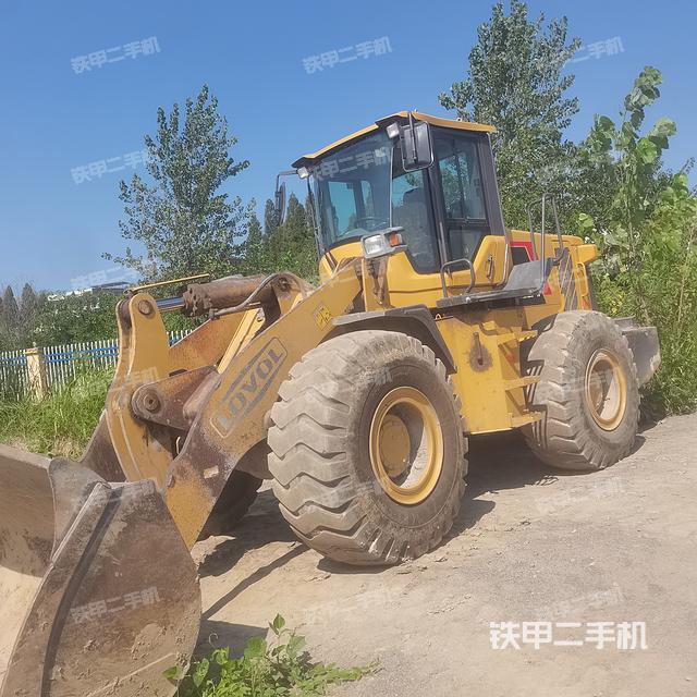 雷沃重工FL955F-II装载机