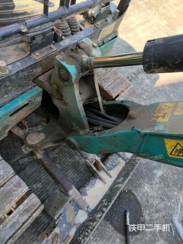 大臂整體?右側（工作和回轉裝置）