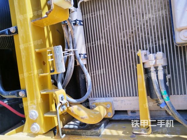 電瓶（大件艙室）