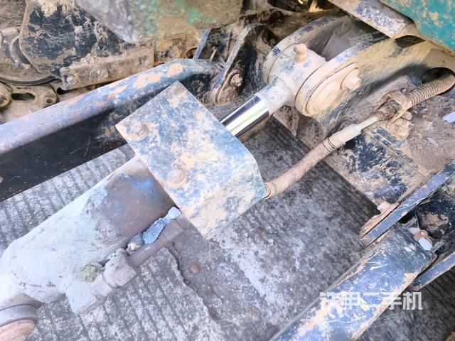 轉盤和下車架正前（工作和回轉裝置）