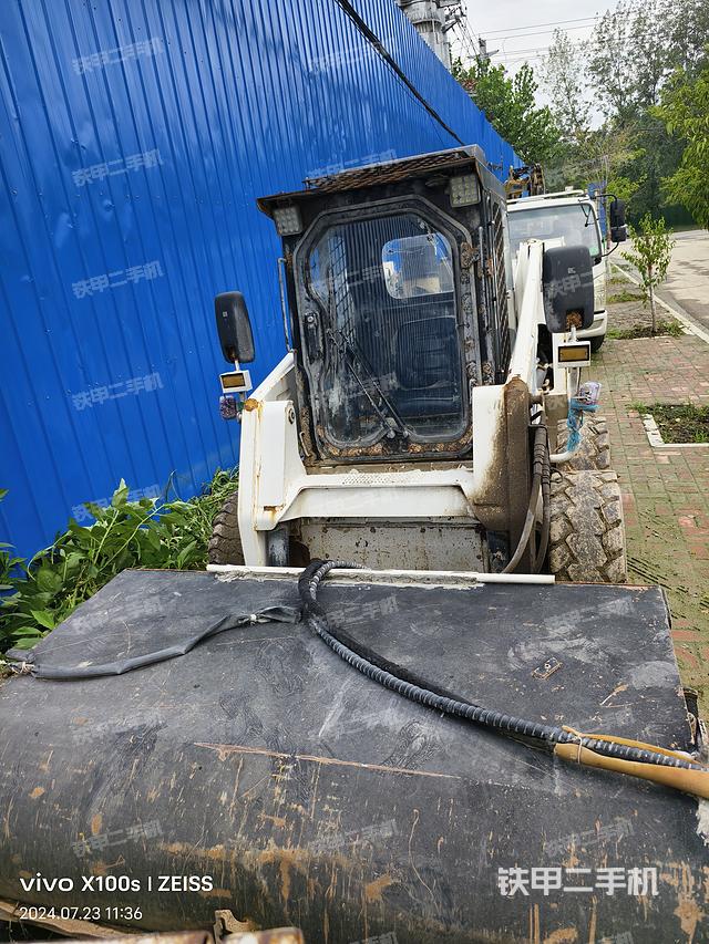 福威重工WS85滑移裝載機(jī)