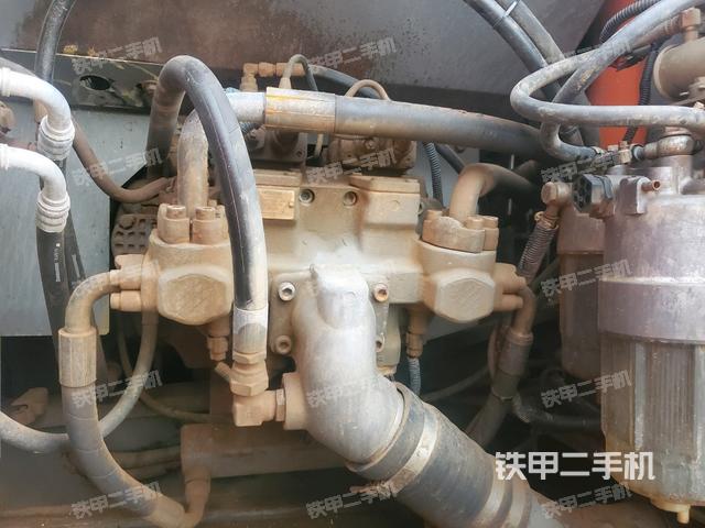 液壓泵室（大件艙室）