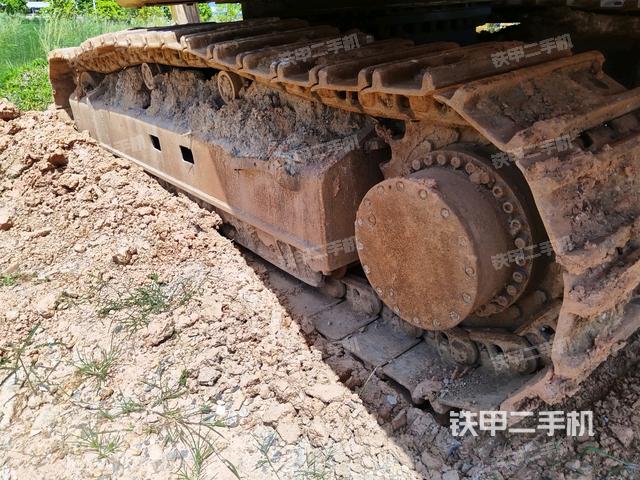 左側(cè)履帶整體?（行走機(jī)構(gòu)）