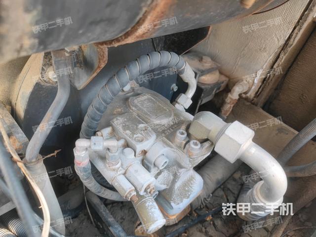 液壓泵室（大件艙室）