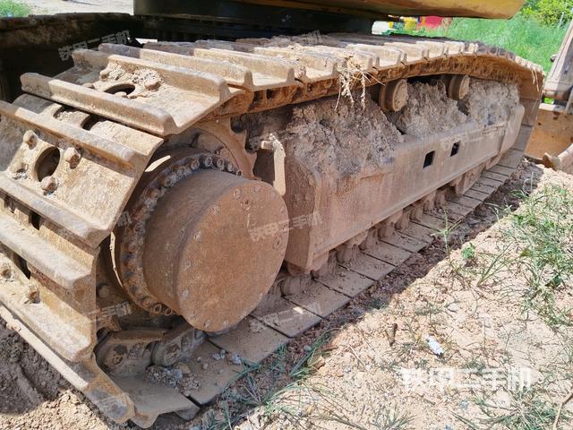 右側(cè)履帶整體（行走機(jī)構(gòu)）