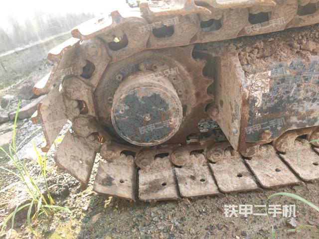 右驅(qū)動輪(行走機(jī)構(gòu)) 右驅(qū)動輪(行走機(jī)構(gòu))