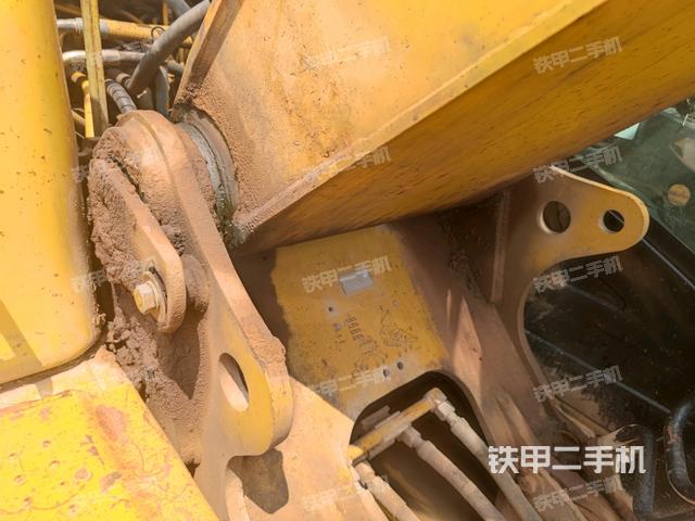 大臂根部?斜視(工作和回轉(zhuǎn)裝置) 大臂根部?斜視(工作和回轉(zhuǎn)裝置)