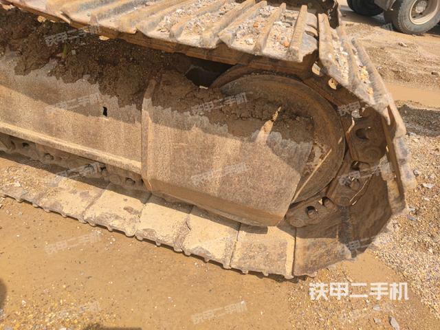 左側(cè)行走馬達(dá)蓋板(行走機(jī)構(gòu)) 左側(cè)行走馬達(dá)蓋板(行走機(jī)構(gòu))