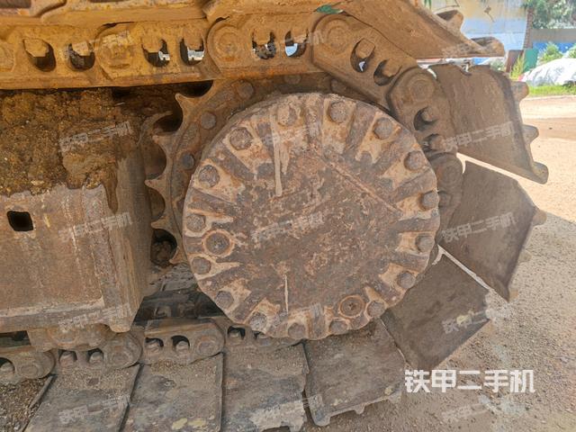 右驅(qū)動輪(行走機(jī)構(gòu)) 右驅(qū)動輪(行走機(jī)構(gòu))