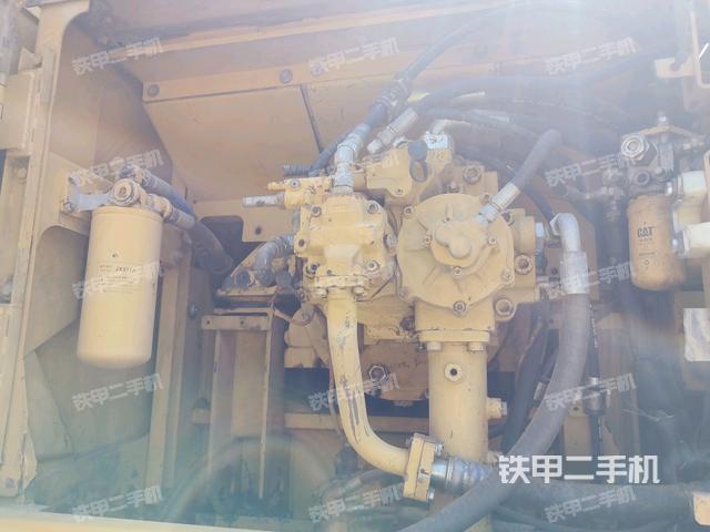 液壓泵室（大件艙室）