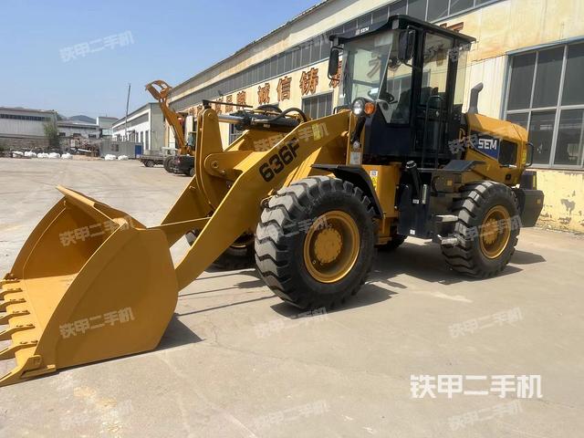 山工SEM636B装载机