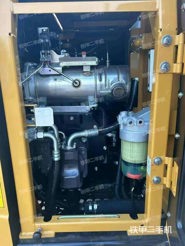 液壓泵室（大件艙室）