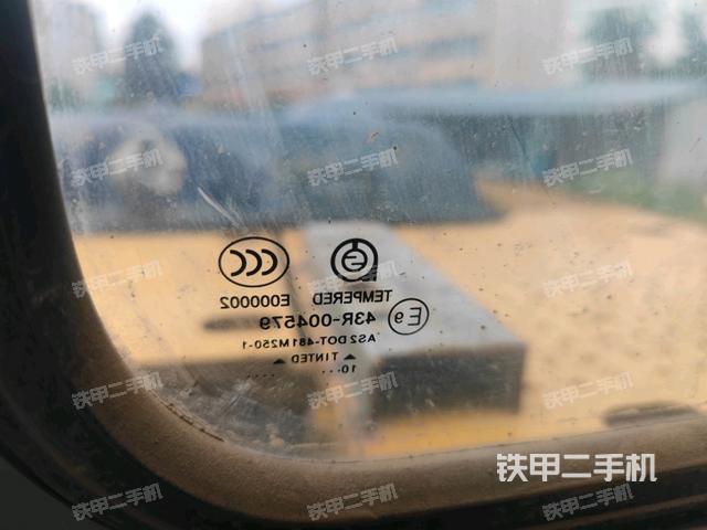 后窗玻璃角標(biāo)(駕駛室部分) 后窗玻璃角標(biāo)(駕駛室部分)