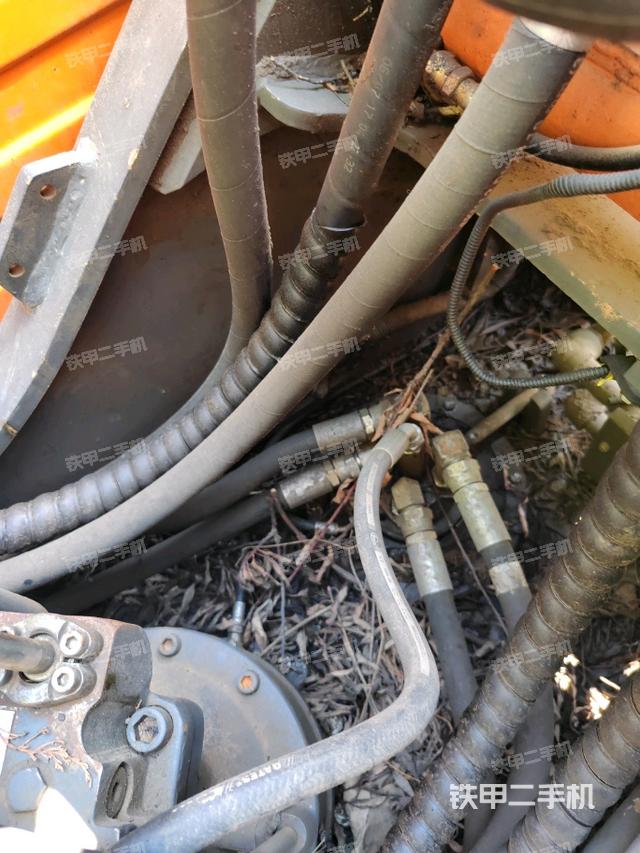 气门室盖螺丝特写（上车部件）