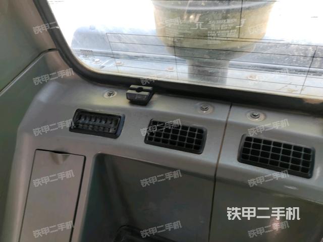 驾驶室左前45度（驾驶室部分）