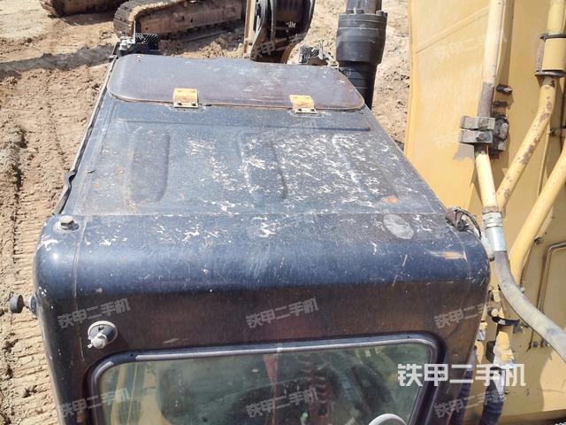 駕駛室頂部俯視（上車部件）