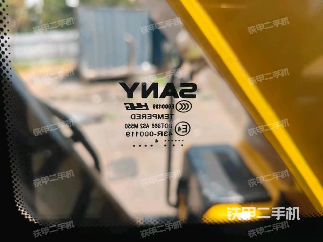 后窗玻璃角標(biāo)（駕駛室部分）