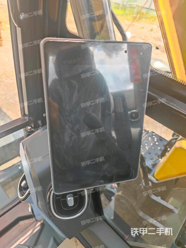 顯示屏?（駕駛室部分）