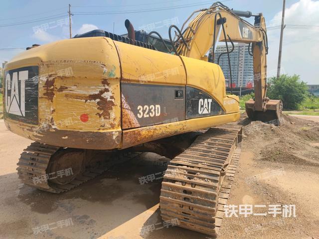 左后45(整機(jī)外觀) 左后45(整機(jī)外觀)