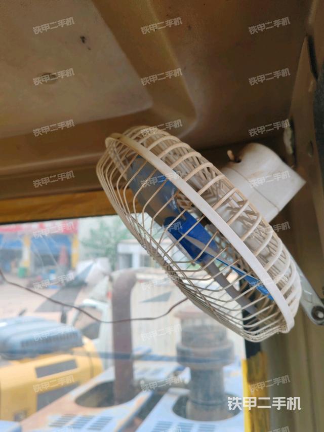 操作杆  档位（驾驶室部分）