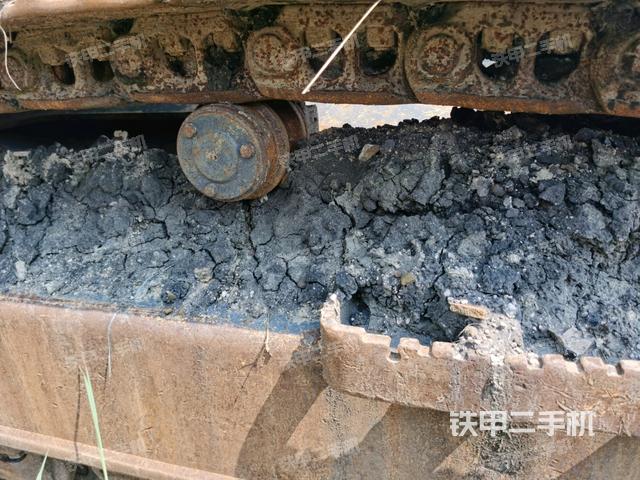 右導(dǎo)向輪（行走機(jī)構(gòu)）