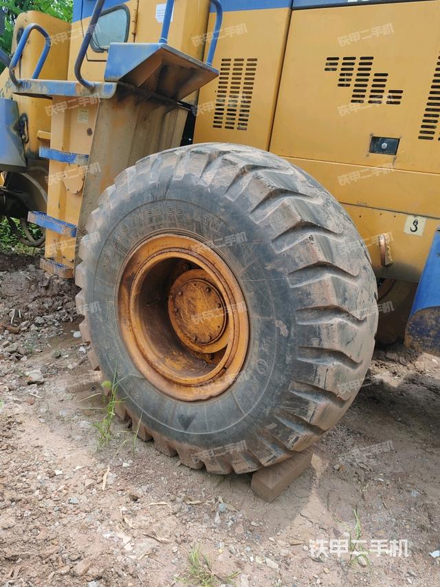 左后轮（行走机构）