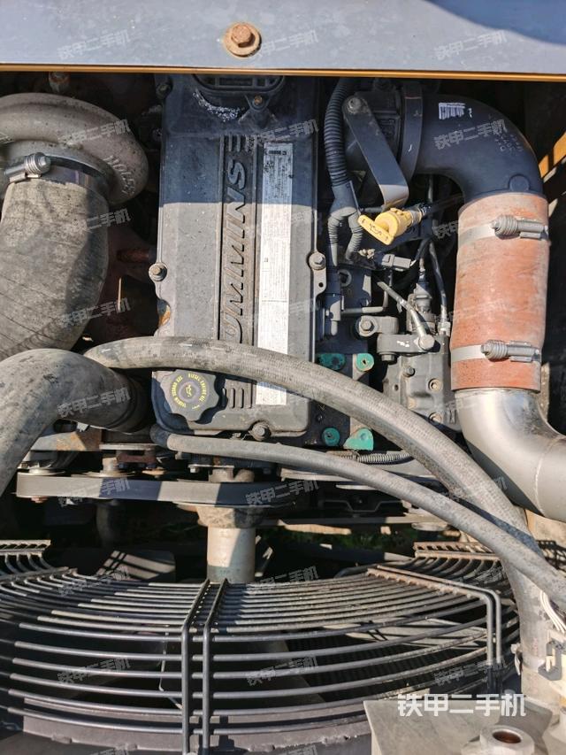 右側(cè)玻璃角標(biāo)（駕駛室部分）