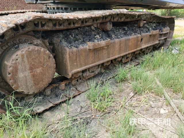 左側(cè)履帶整體?（行走機(jī)構(gòu)）