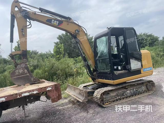 卡特彼勒CAT®305.5E2 小型液压挖掘机