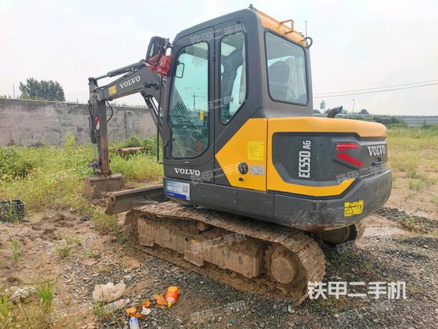 右后45(整機外觀) 右后45(整機外觀)