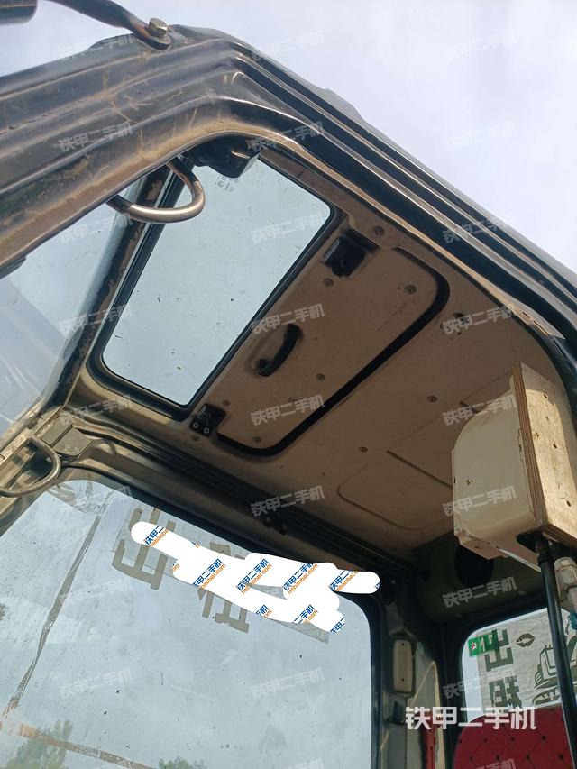 頂棚整體（駕駛室部分）