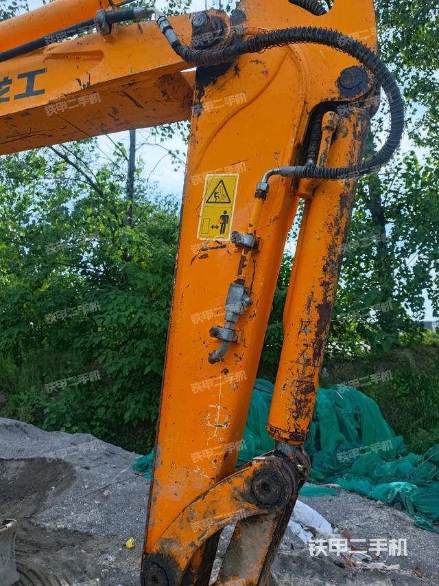 小臂整體左后（工作和回轉(zhuǎn)裝置）